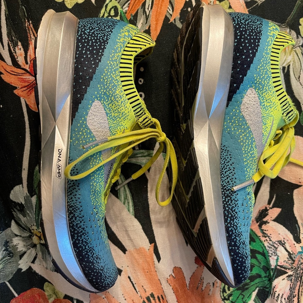 Brooks Levitate 2